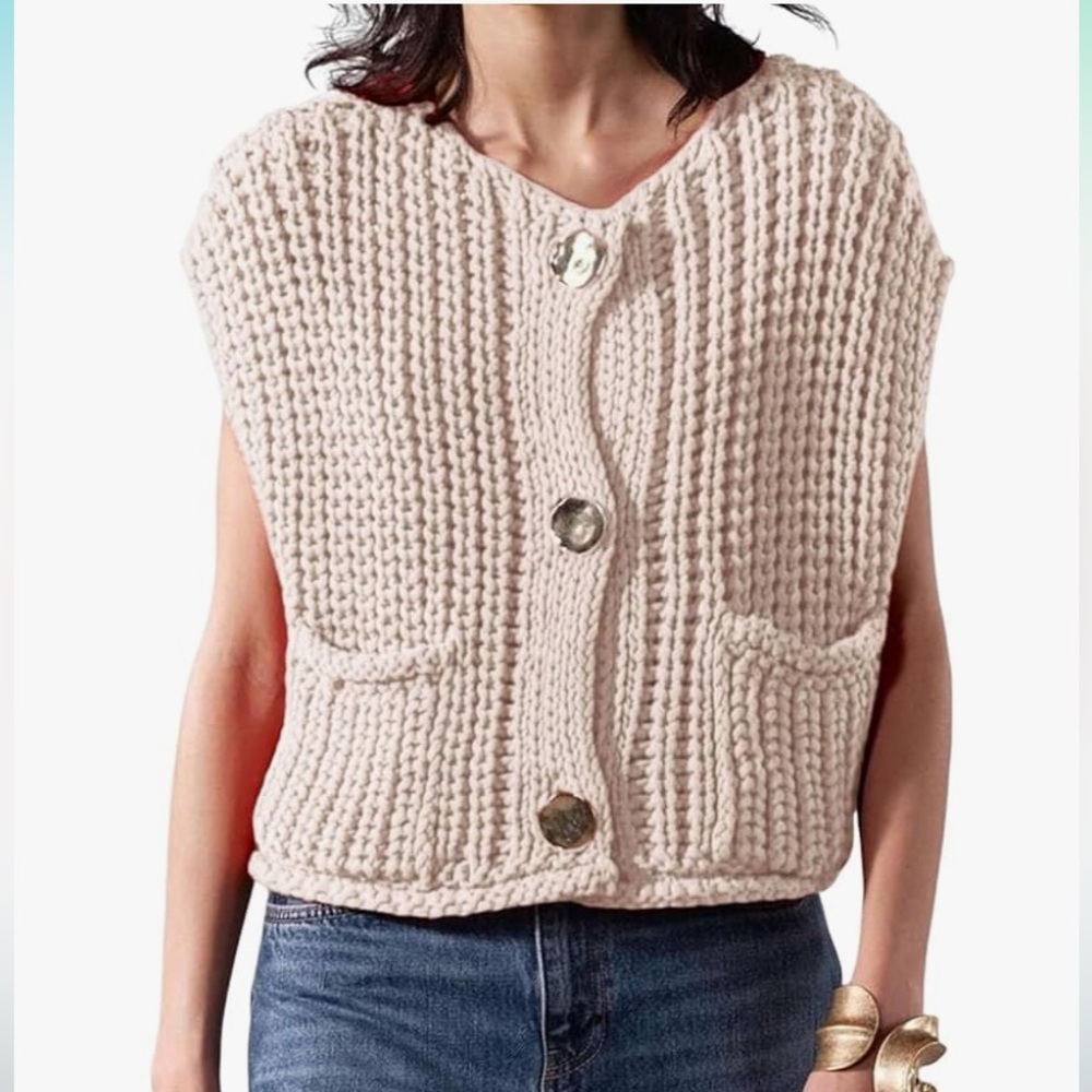 Sleeveless knit cropped sweater shirt